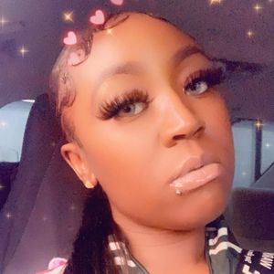 Meet your Posher, Ebonayy